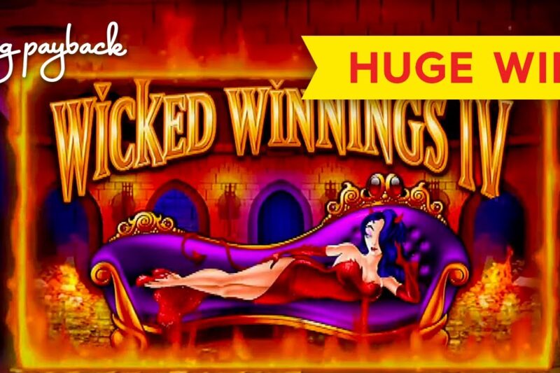 Wicked Winnings II Slots